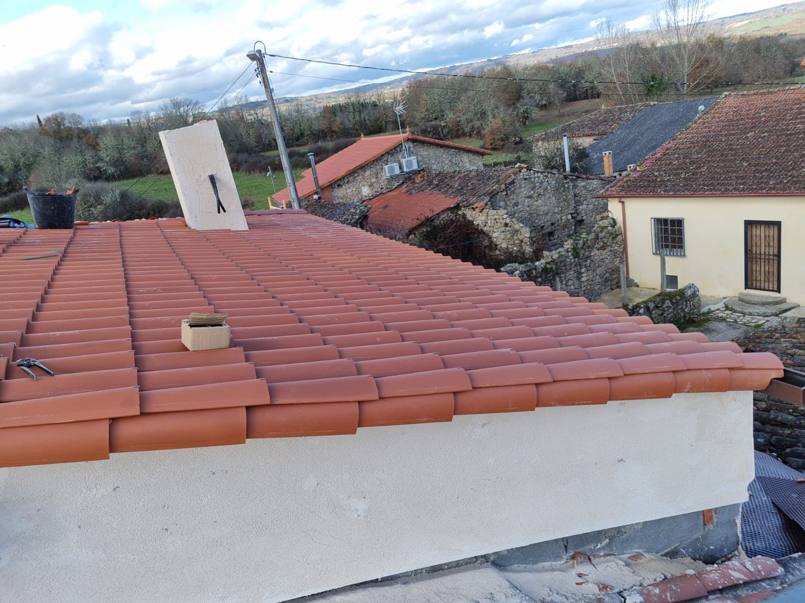 colocación de tejados en el Val d'Arán