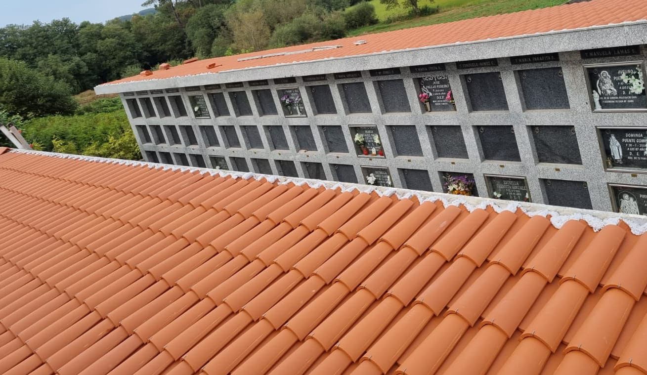 Colocación cubiertas de teja en Val d´ Arán