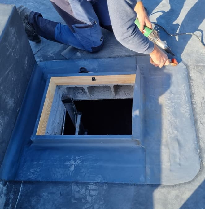  Instalación de canalones, impermeabilizaciones y montajes en altura